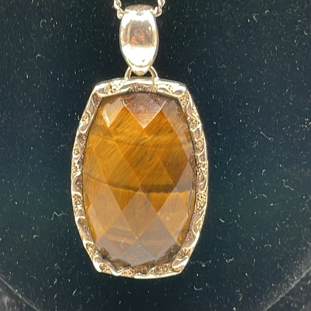WK Whitney Kelly 925 China Sterling Cushion Cut Tiger's Eye Pendant Necklace